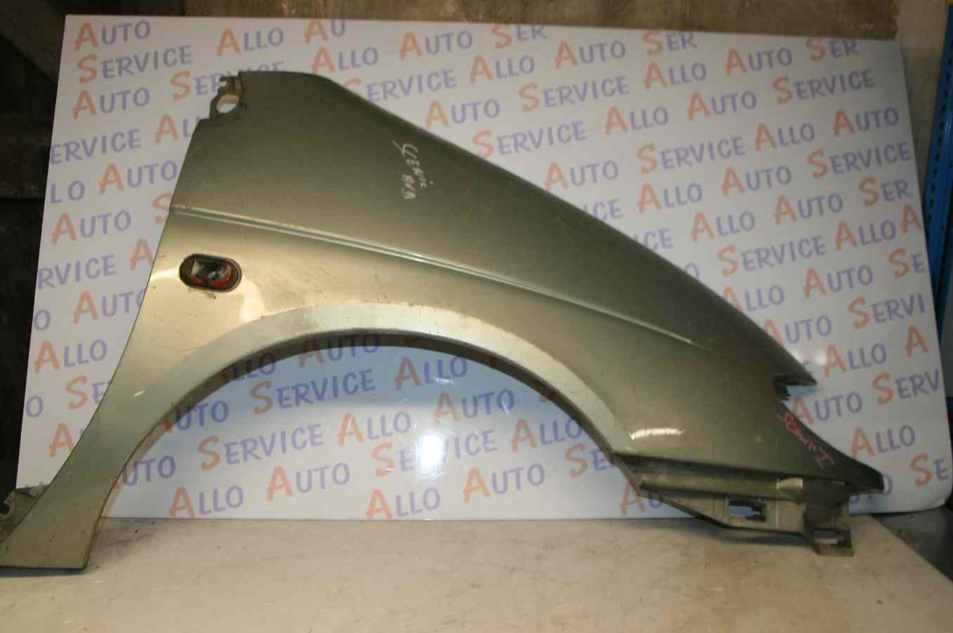 Aile AV Droit RENAULT Scenic 1
03/1999

Frais de Port sur devis