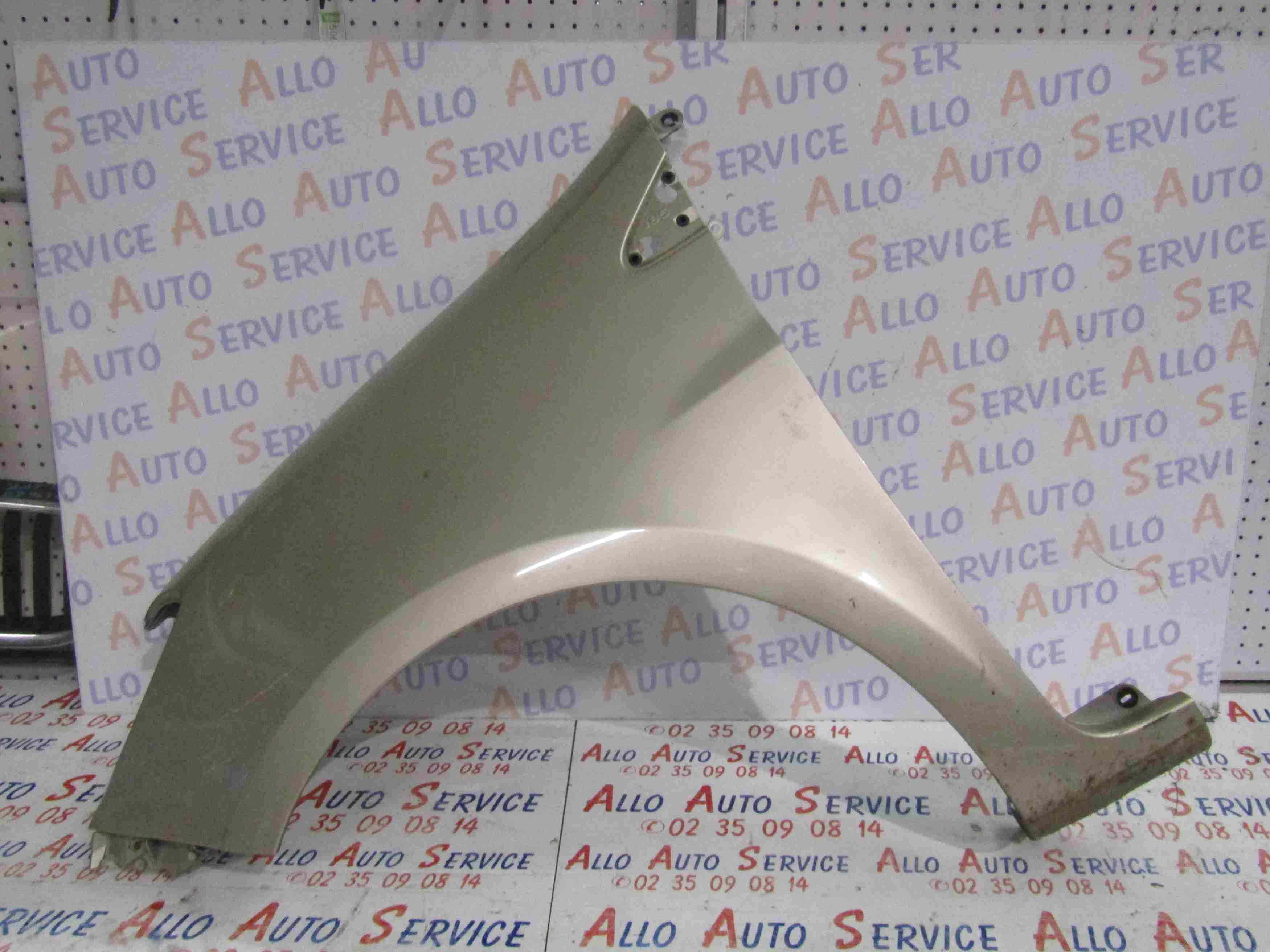 Aile AV Gauche
RENAULT Clio 3

Couleur : Beige clair
Roue en 185

Frais de Port sur devis