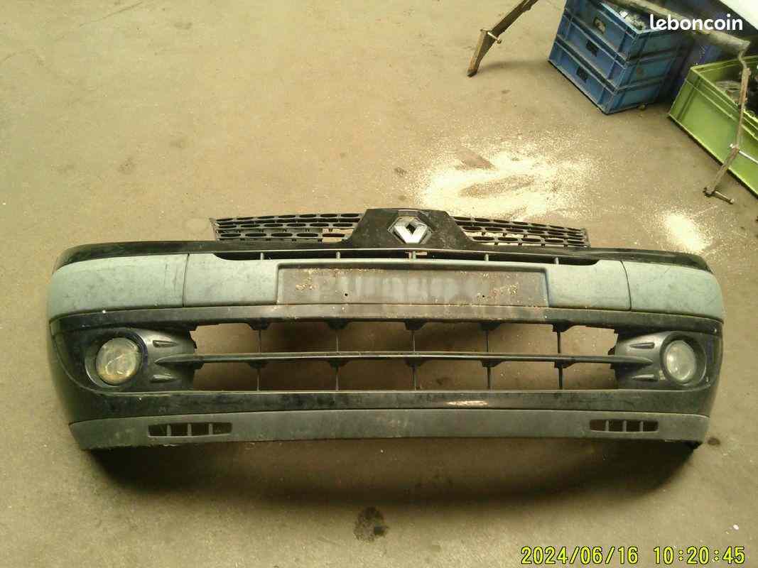 Pare Choc Av 
RENAULT Clio 2 PHASE 2

Frais de Port sur devis