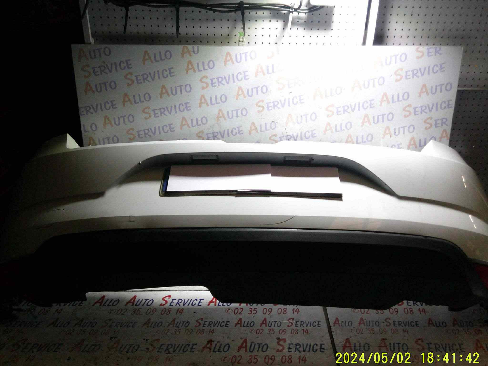 Pare Choc Ar 
RENAULT Megane 4

Frais de Port sur devis