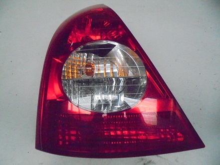 Feu Arriere Gauche
RENAULT Clio 2 phase 2
An 2001 - 2006 

