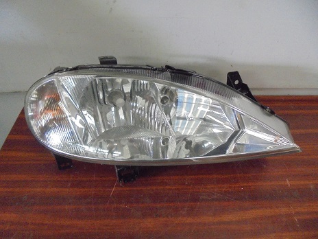 Optique Droit
RENAULT Megane 1 phase 2
An 02.2001 - 09.2002
