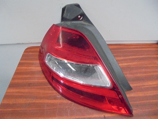 Feu Arriere Gauche
RENAULT Megane 2 
An 01.2006 - 06.2009

