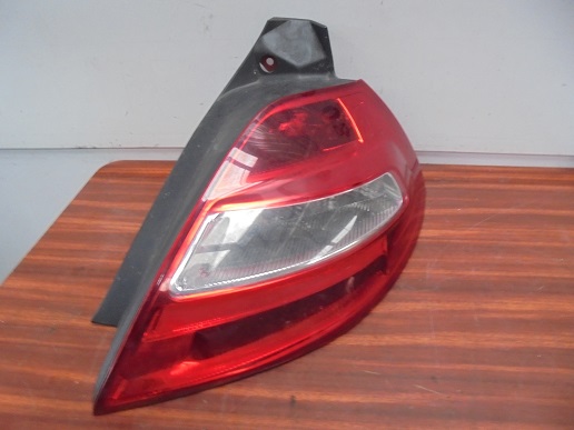 Feu Arriere Droit
RENAULT Megane 2 
An 01.2006 - 06.2009
