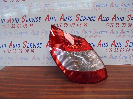 Feu Arriere Gauche
RENAULT Scenic 2
An 06.2003- 12.2005

3 rosé
