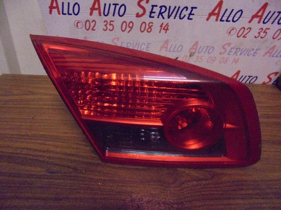 Feu Arriere de hayon Gauche
RENAULT Velsatis
An 01.2002 - 04.2005
