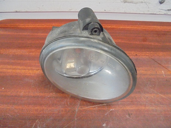 Feu Antibrouillard Droit
RENAULT Megane 
An 03.1999 - 09.2002