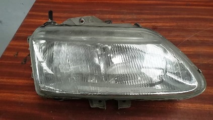 Optique Droit
RENAULT Espace 3
An 12.1996 - 09.2002

