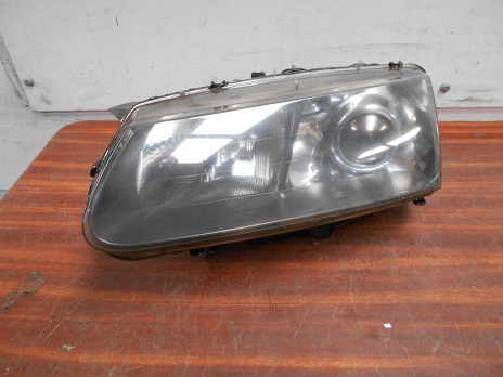 Optique Gauche
RENAULT Safrane 2
An 1996-09 -> 2000-08
