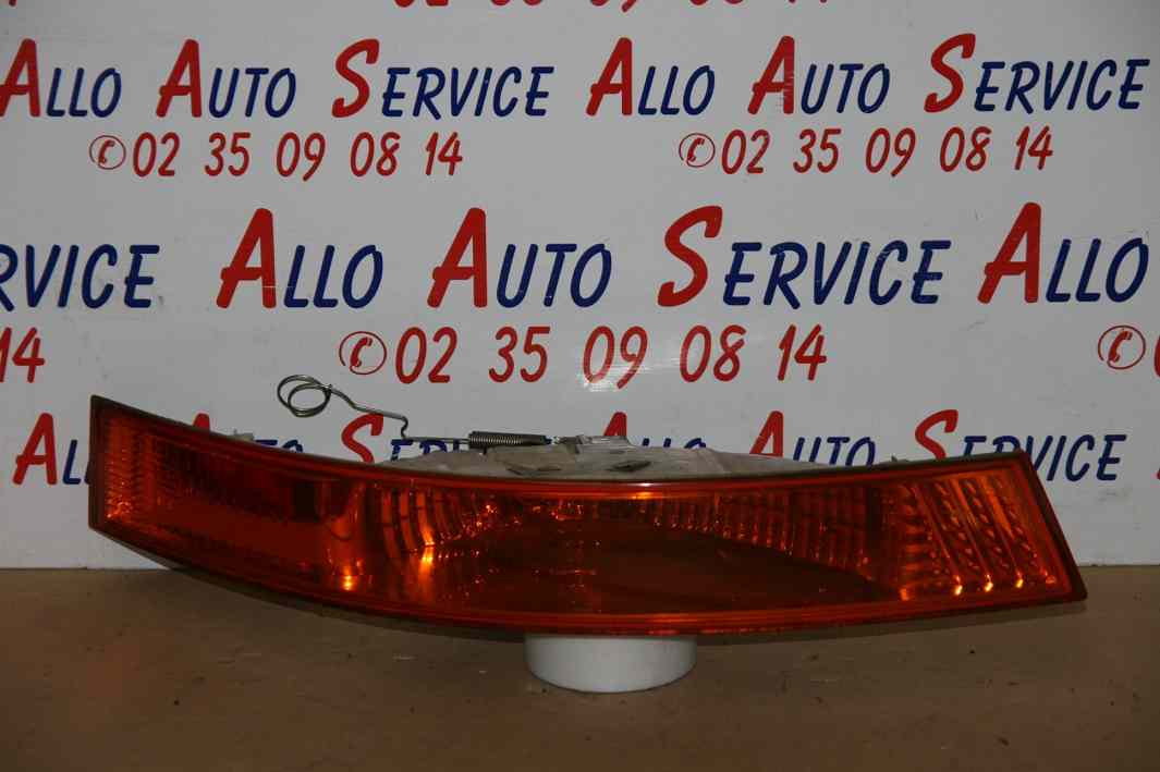 Clignotant Droit RENAULT Master 2 phase 3
02.2007