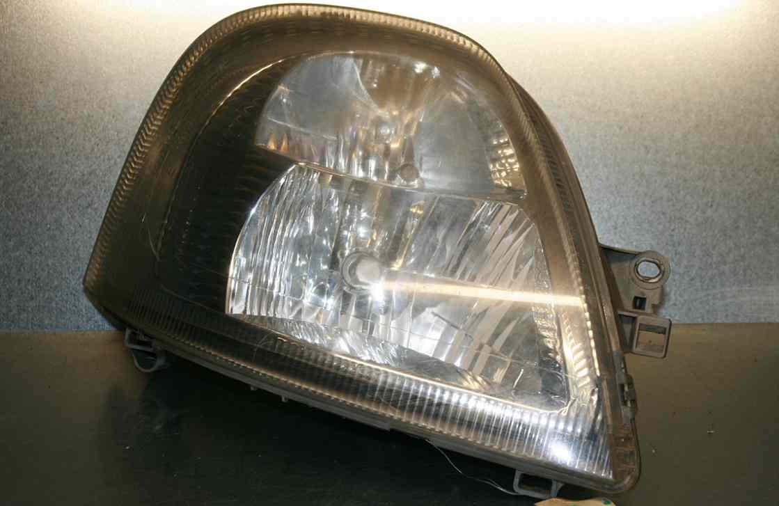 Optique Droit RENAULT Master 2 phase 3
11.2008
