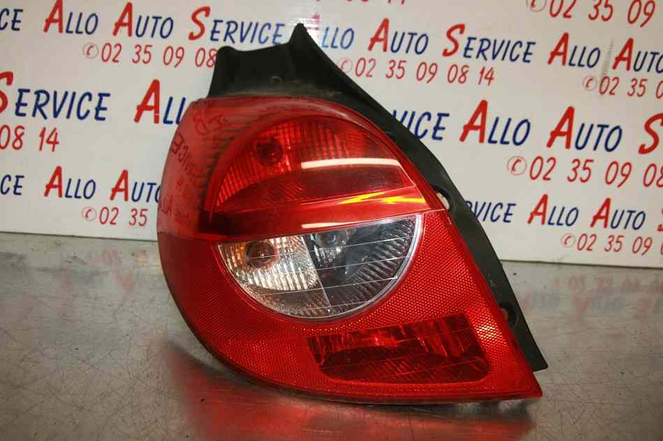 Feu Arriere Gauche RENAULT Clio 3 Phase 1
04.2008



