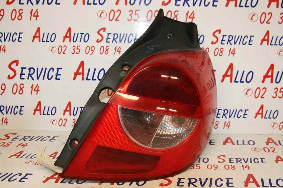 Feu Arriere Droit

RENAULT Clio 3 phase 1

An 09.2005 - 03.2009

