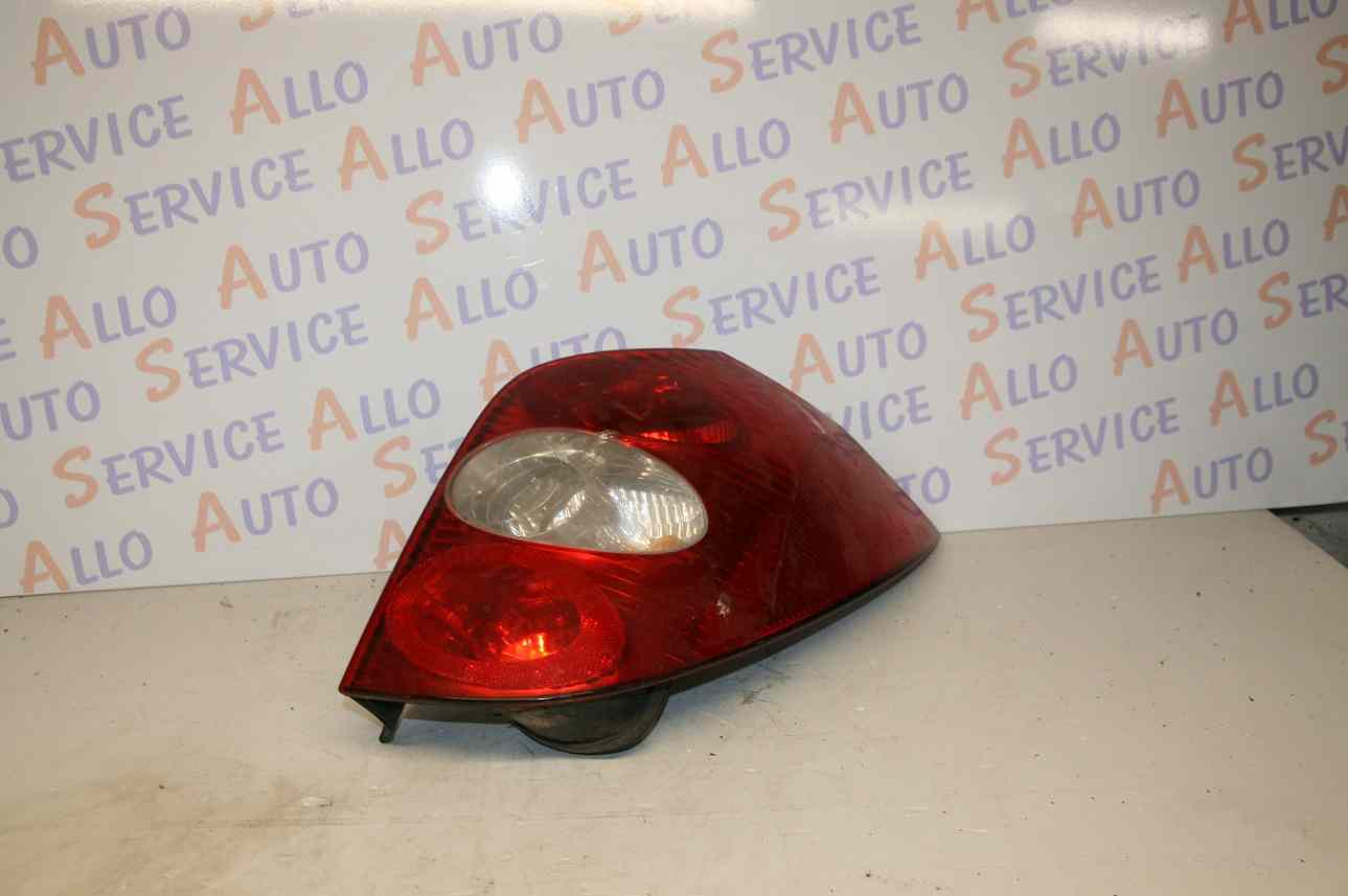 Feu Arriere Droit RENAULT Laguna 2 phase 1
04/2003
