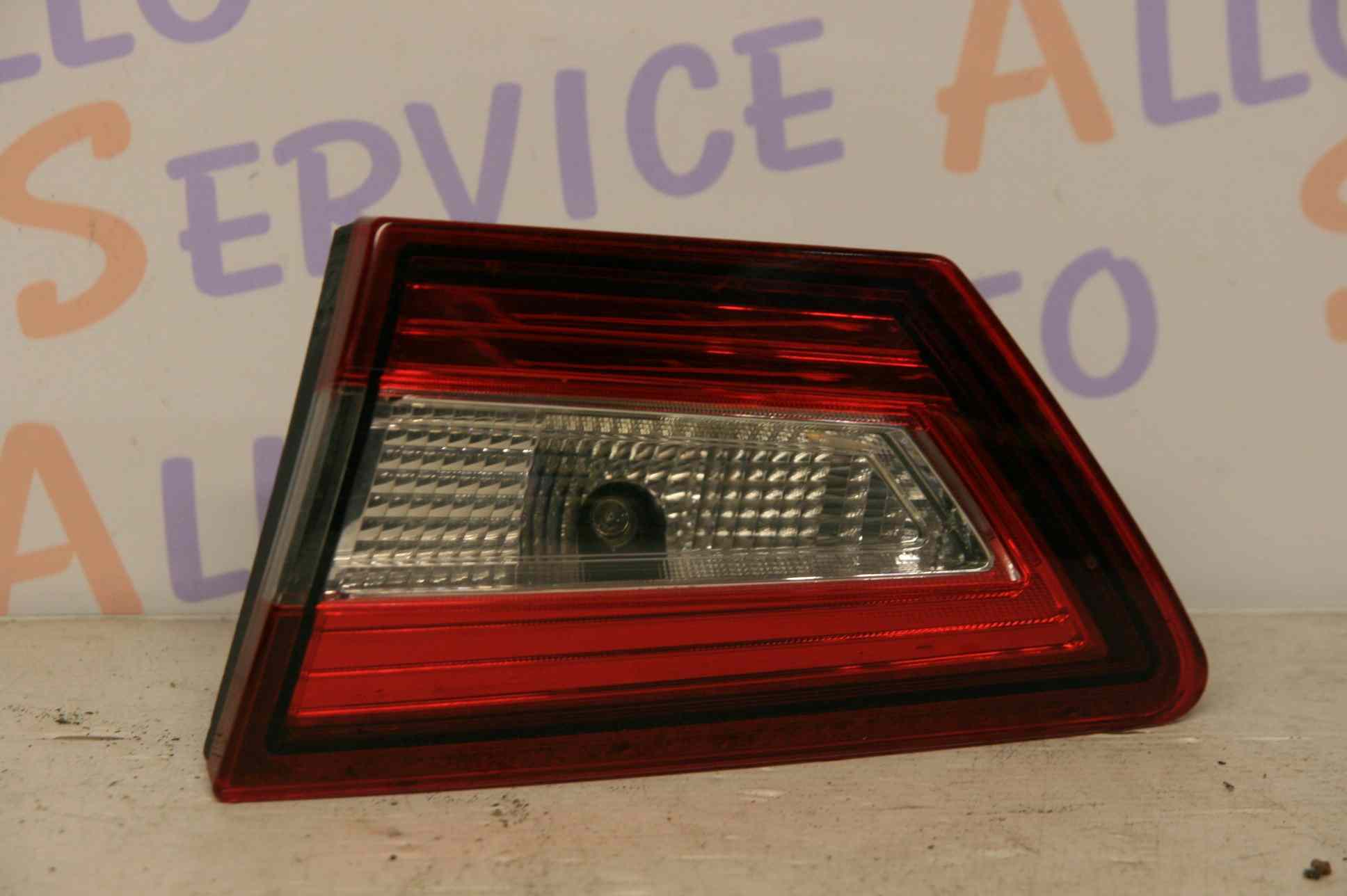 Feu Arriere secondaire Droit
RENAULT CLIO IV PHASE 1 5P 
2012-07->2016-12

