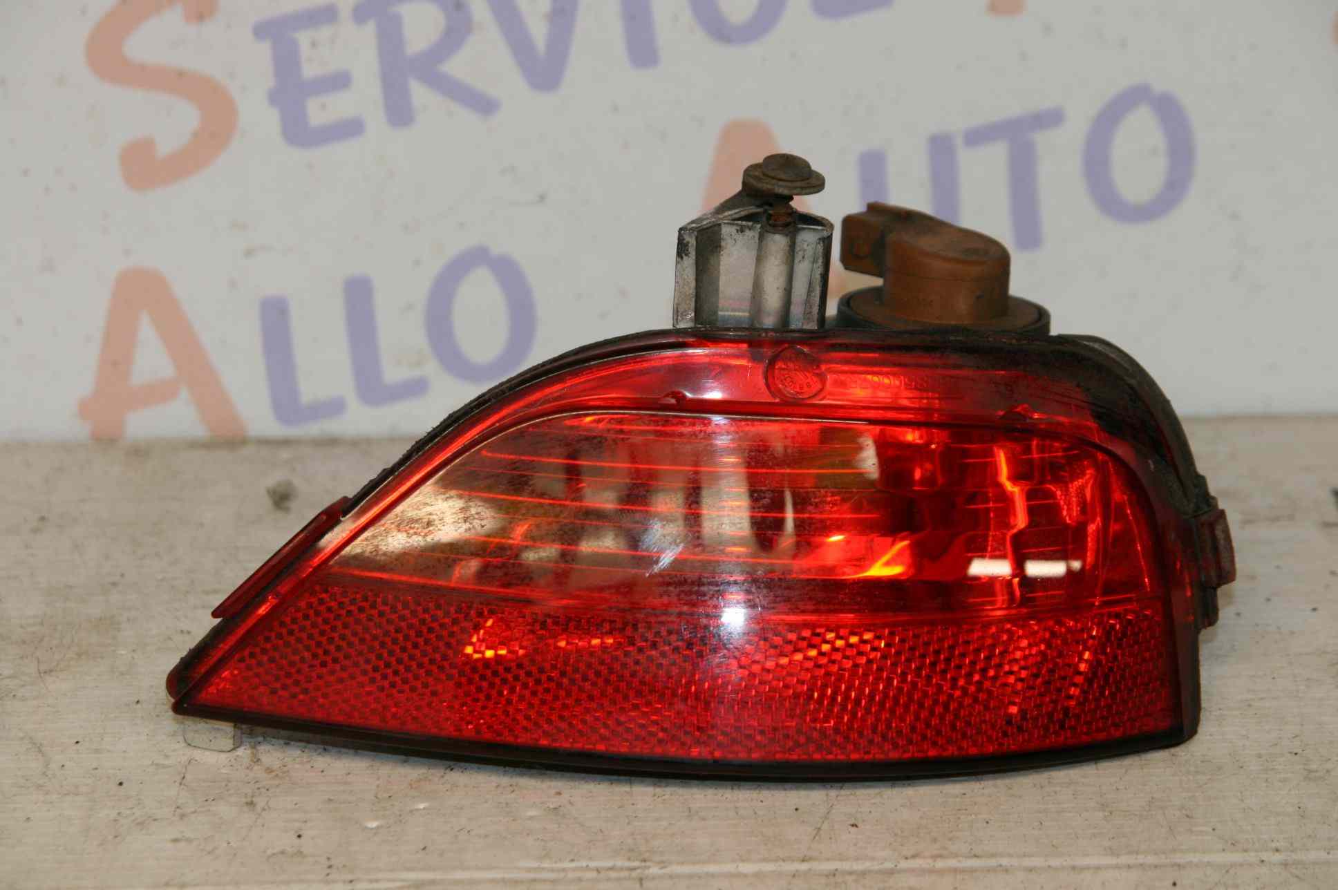 Feu Arriere Gauche pare-choc
RENAULT Scenic 3

