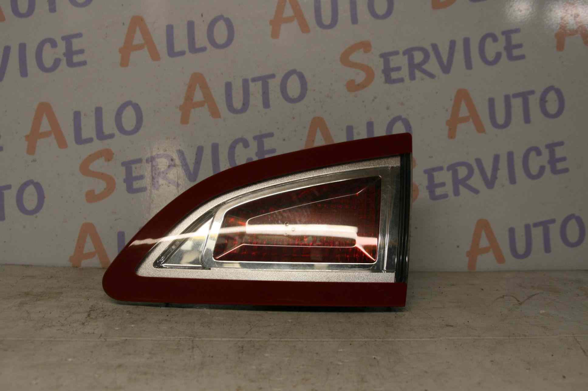 Feu Arriere de hayon gauche 
RENAULT Scenic 3

