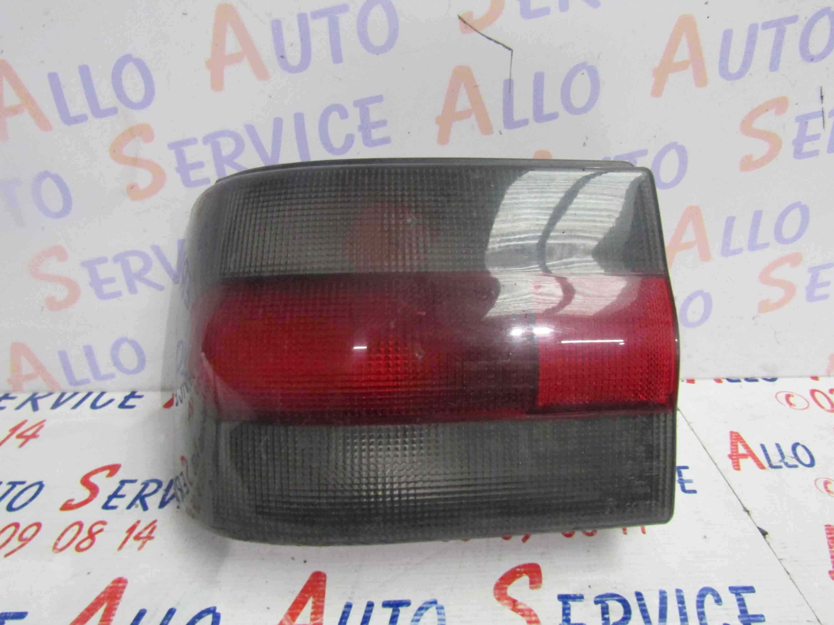 Feu Arriere Gauche
RENAULT R19 Cabriolet
07.1992

Frais de port sur devis