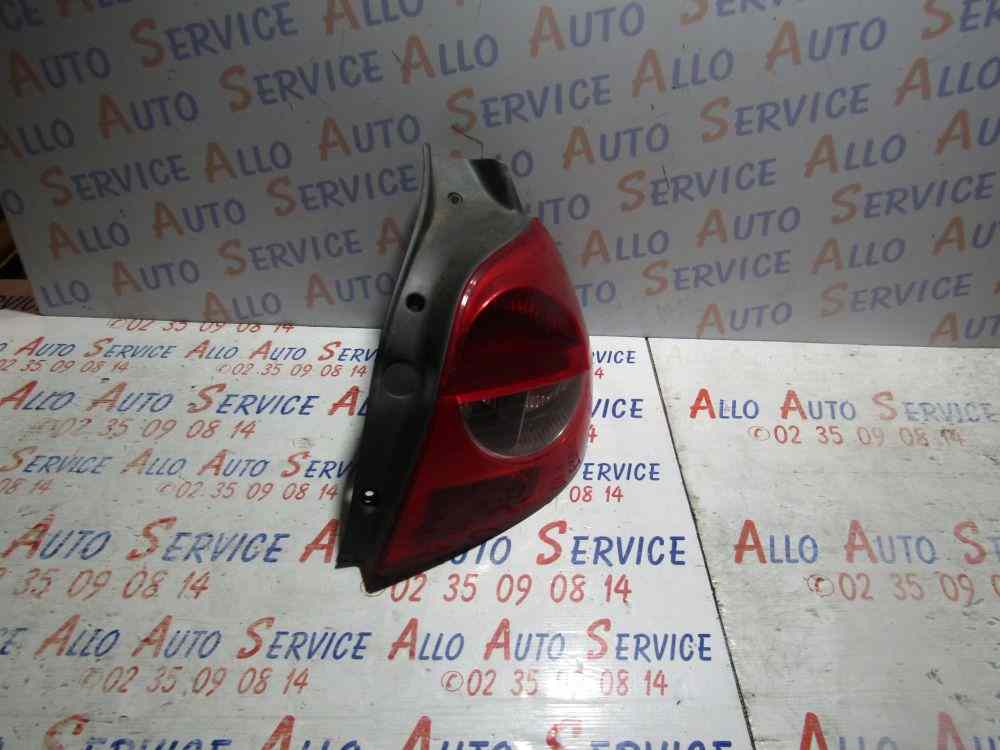 Feu Arriere Droit
RENAULT Clio 3 PHASE 1 1.2I-16V
03.12.2007

