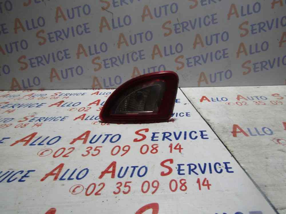 Feu de coffre arrière gauche
RENAULT Twingo 2

