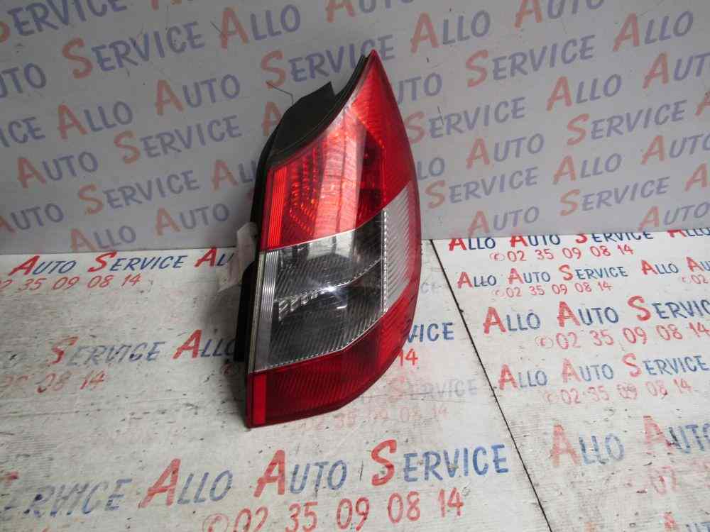 Feu Arriere Droit
RENAULT Scenic 2 PH 1 1.9 DCI 12 CV
06.2004

