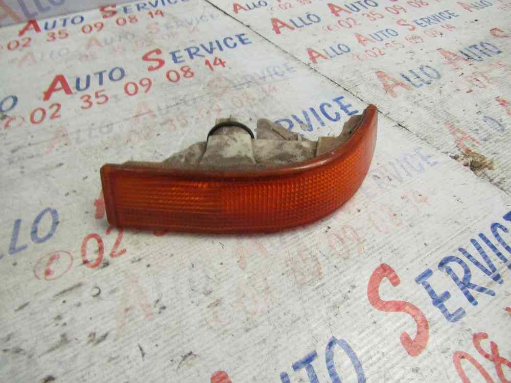 Clignotant Gauche
RENAULT Super 5 1.1L
01.86

