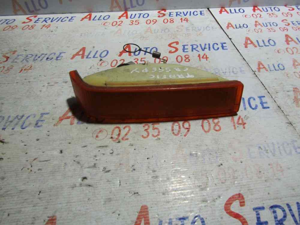 Clignotant DROIT
RENAULT Trafic II

