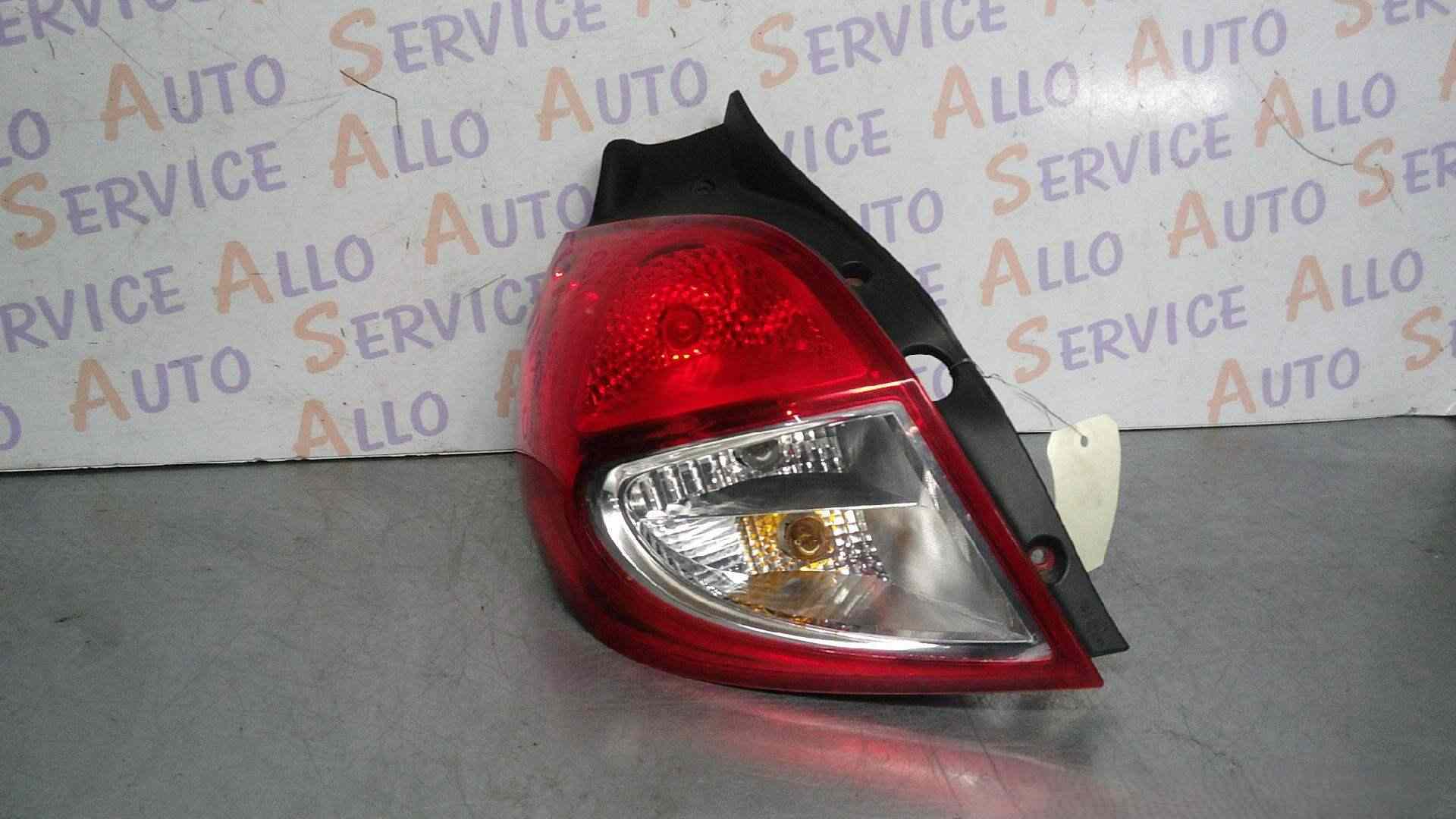 Feu Arriere Gauche RENAULT Clio 3 PHASE 2  

MILLESIME 10/2011

