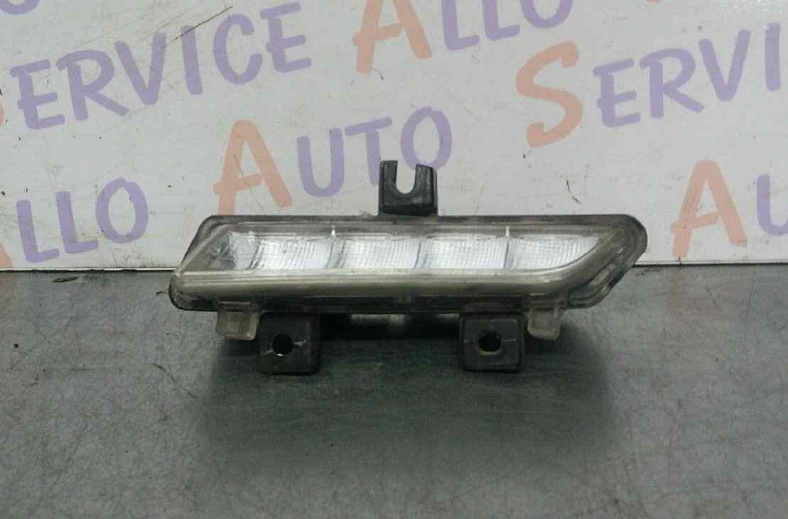 Feu Diurne Gauche RENAULT Clio 4 PHASE 1  

MILLESIME 04/2013
