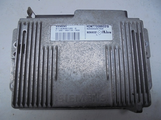 Calculateur 
RENAULT Megane 1.6

Siemens S115300120 C
Hom 7700860319
8200025769

