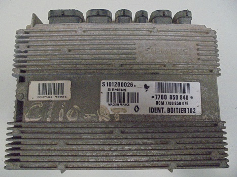 Calculateur 
RENAULT Clio 1.4
An 1990 - 1996 

Siemens 
S101200026 B
7700850840
Hom 7700850076