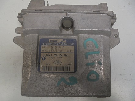 Calculateur 
RENAULT Clio 2 - 1.9 D
An 03.1998 - 06.2001 

LUCAS 
Hom 7700104956 
7700111205 
R04080009F