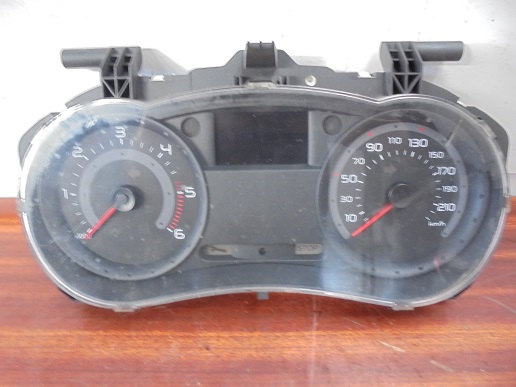 Compteur 
RENAULT Clio 3 1.5 DCI 70CV
An 09.2005 - 03.2009 

Visteon 8200582702 G