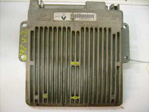 Calculateur 
RENAULT Clio 1 1.2L Ess 
An 1996 - 1998 

Sagem PLF 7700107694 
Hom 7700868295 

