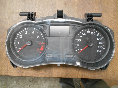 Compteur 
RENAULT Clio 3 1.2i 16V 75CV
An 03.2009 - 12.2014

Vistéon 8200820993

