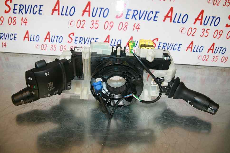 Commodo (Bloc Complet)
RENAULT Megane 3 Phase 1

05.2010