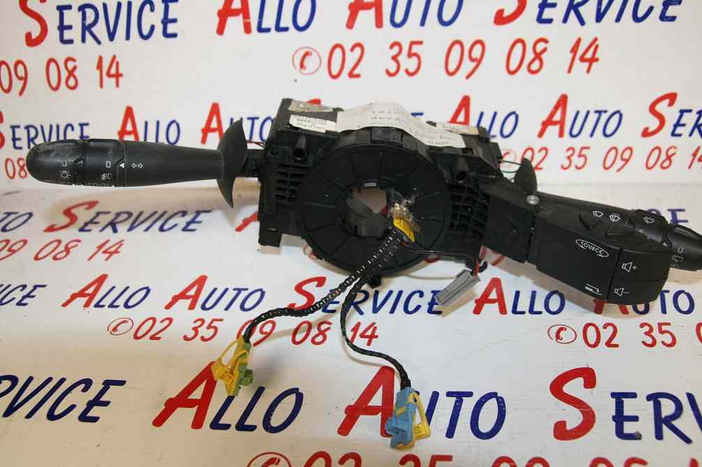 Commodo RENAULT Espace 4
09.2004

Références :
820012245
16B4SIEC3
34447701AV