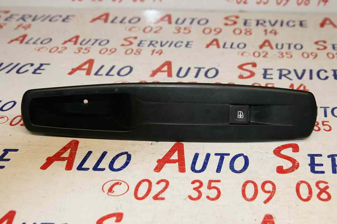 Bouton Leve Vitre Av Droit

RENAULT Scenic 3 Ph2 1.6 DCI 131CV

07/2012>2013-03

