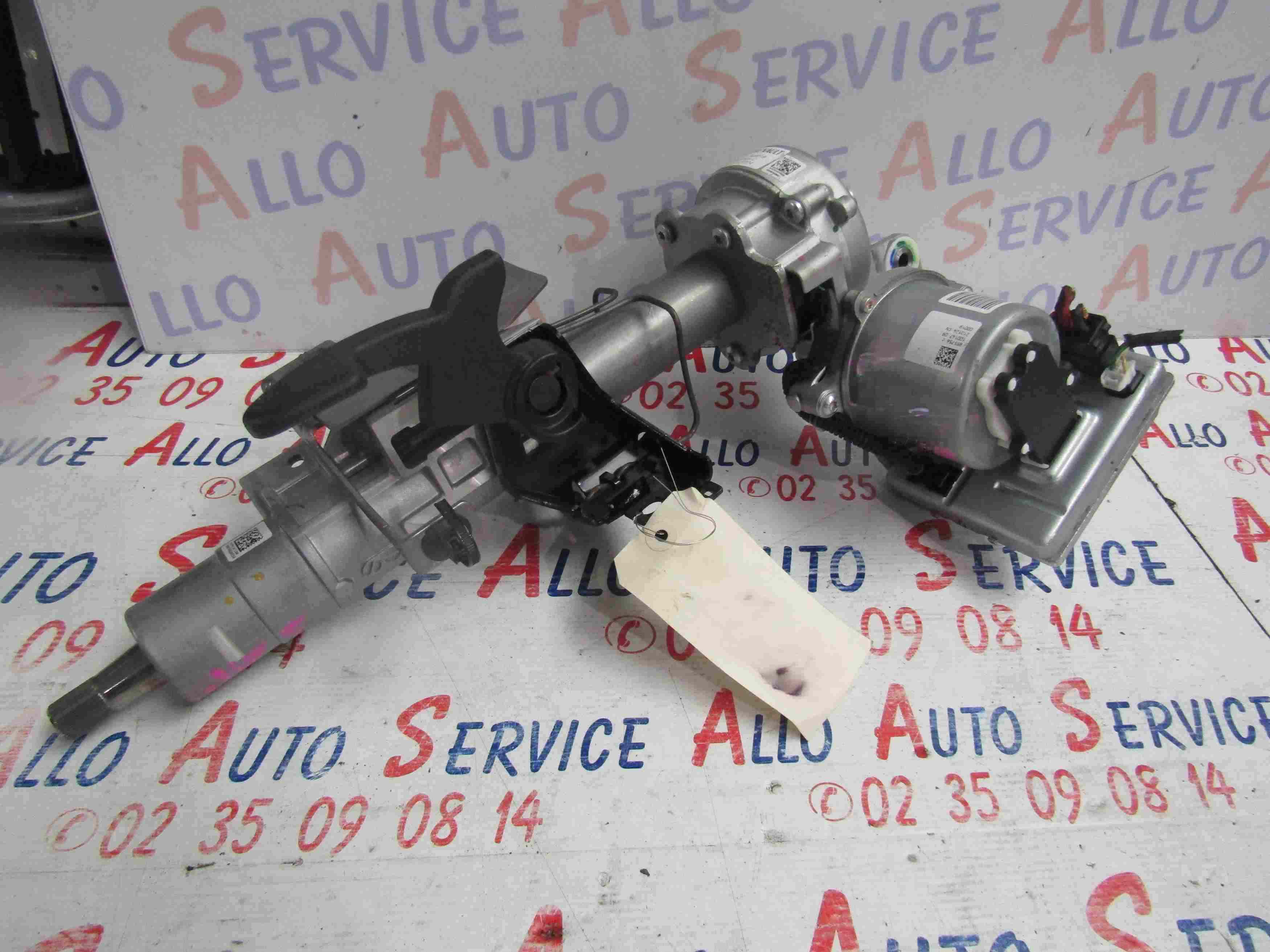 Colonne de direction 
RENAULT Clio 5 1.0i TCe 100CV
12.2021

Référence :
8700152730
846218
488105525R--C
488105525RT170101224

Frais de port sur devis