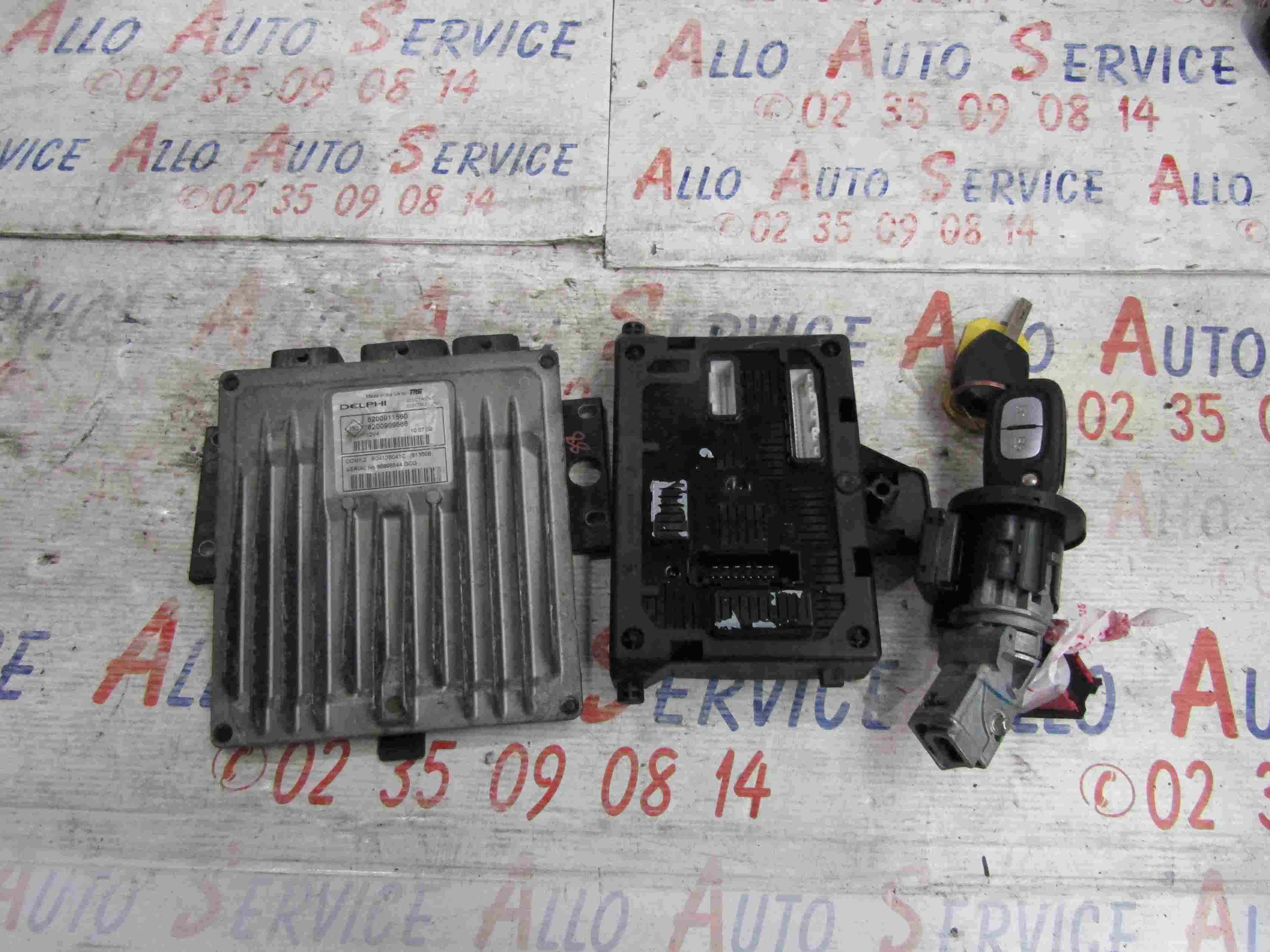 Kit de demarrage 
RENAULT Clio 3 Phase 2 Break 1.5 dci 86 cv

REF Calculateur Delphi: 8200911560/8200909666
REF BCM L2CR Johnson controls: 8200652285
1 Bague + 1 Clés

09.2009
Frais de port sur devis 

