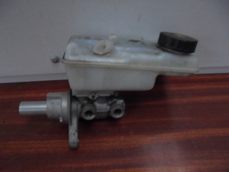 Maitre Cylindre 
RENAULT Kangoo 2 1.5 DCI
An 2008 - 03.2013

Bosch 0204Y24321
