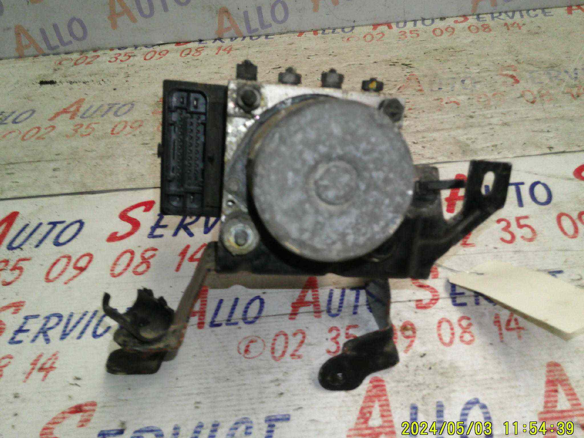 Bloc hydraulique ABS 
RENAULT Master
REF:0265 237 015 476600053R
00906/3/0464
