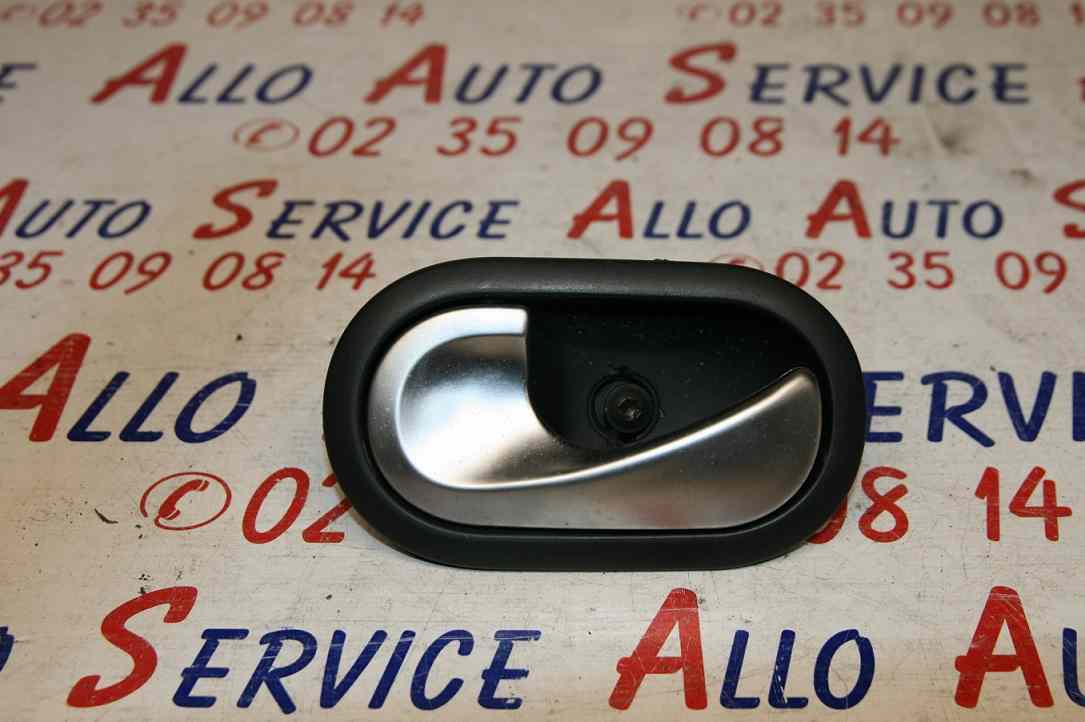 Poignee Intérieur Ar Gauche

RENAULT CLIO III PHASE 1 5P

Année 01.2006 / 03.2009

