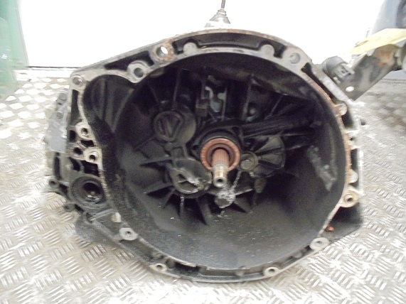 Boite de vitesses 
RENAULT Laguna 1.9 DCI
An 04.1998 - 11.2000

Type boite : PK1061
187 000 Km

Garanti(e) 3 mois

Frais de Port sur devis