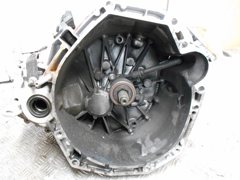 Boite de vitesses 
RENAULT Megane (3) 1.5 DCI 110CV
An 11.2008 - 01.2012

Type boite : TL4040 / TL4045
104 000 Km

Garanti(e) 3 mois

Frais de Port sur devis