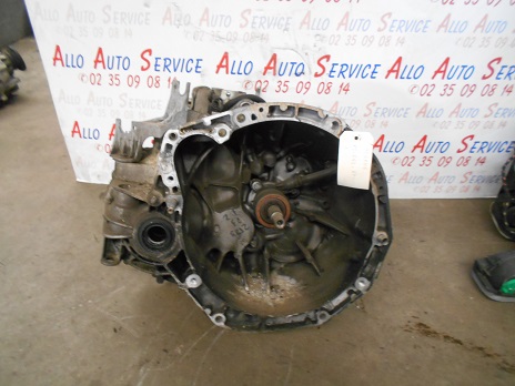 Boite de vitesses 
RENAULT Megane 2 Phase 2 Coupé Cabriolet 1.9 dCi 130 CV FAP
01.2006 / 08.2009

Type boite : NDO008
Km : 153.000

Garanti(e) 3 mois

Frais de Port sur devis