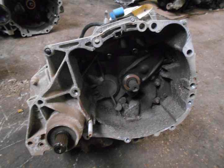 Boite de vitesses 
RENAULT Twingo (2) 1.2i LEV 16V 75Cv

Type boite : JB1524 / JB1525
81 000 Km

Garanti(e) 3 mois

Frais de Port sur devis