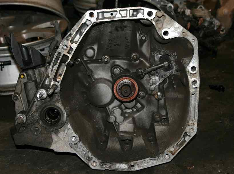 Boite de vitesses  RENAULT Clio 3 phase 1 1.5dci 85ch
08.2006

Type boite : JR5128
237 000 Km

Garanti(e) 3 mois

Frais de Port sur devis