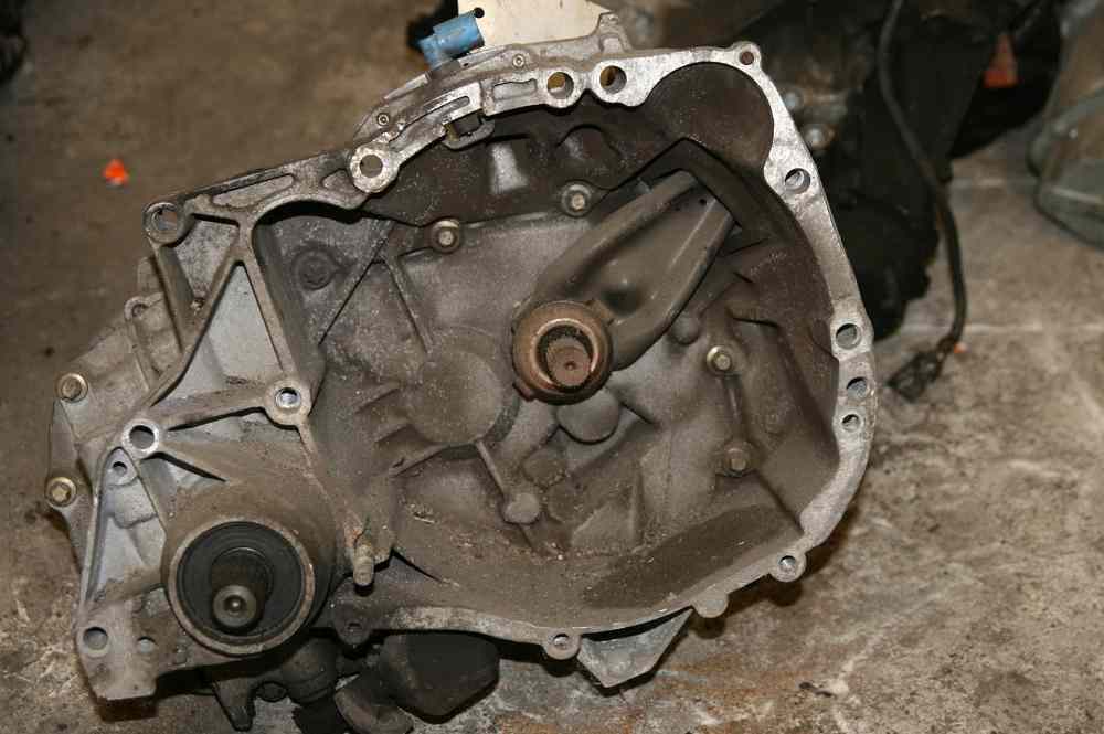 Boite de vitesses  RENAULT Twingo 1 ph 3 1.2 16V 75ch
11.2005

Type boite : JB1518
98 000 Km

Garanti(e) 3 mois

Frais de Port sur devis