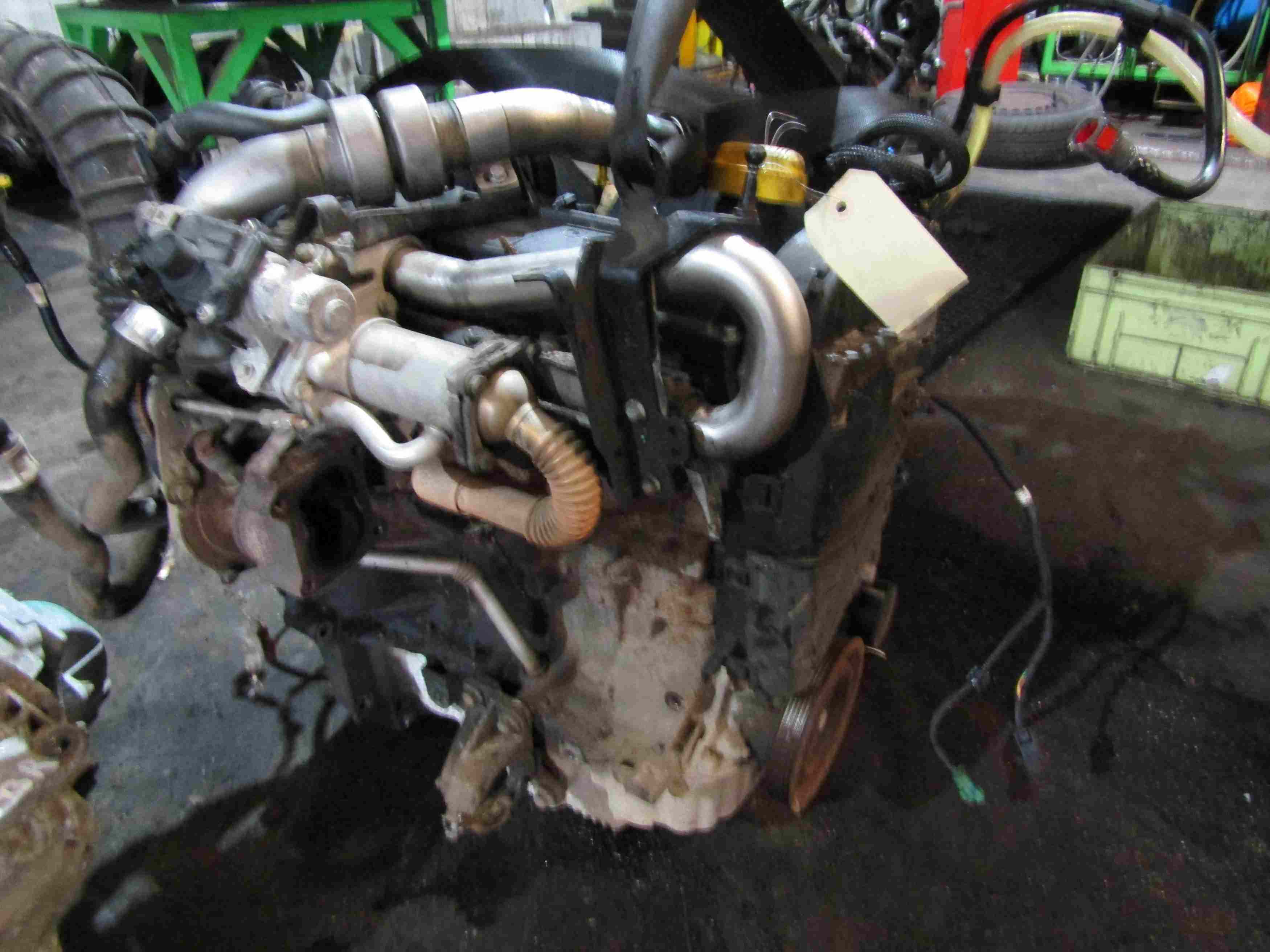 Moteur 
RENAULT Kangoo 2 Phase 1 1.5 dci 86 cv

Type moteur : K9K_802 
 180 000 Km

Vendu sans alternateur, démarreur, compresseur de clim

Garanti(e) 12 mois

Frais de Port sur devis